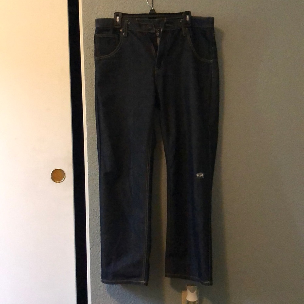 Dark men’s straight legged jeans